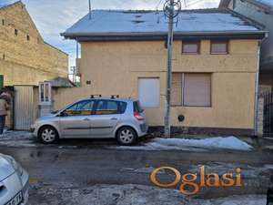 Prodaja kuce sa 4 zasebne jedinice