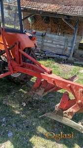 Plugovi za traktor IMT