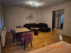 NOV NEUSELJAVAN STAN SA PARKING MESTOM