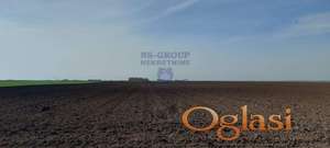 Plac na izlazu u Srbobranu