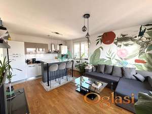 Lepo namesten dvoiposoban stan blizu BULEVARA EVROPE 