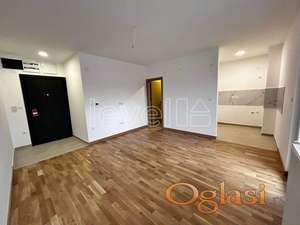 PETROVARADIN - PETROVARADIN - 31.00 m2