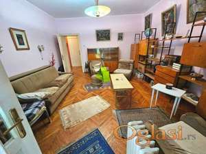 Komforan dvosoban stan u blizini Narodnog pozorišta ID#8994
