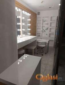 Izdajem lokal u Knez Mihailovoj