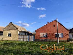 Prodaje se prizemna kuća sa kućerkom u Silbašu
