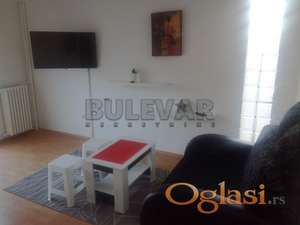 Izdaje se odličan dvosoban stan u strogom centru Niša, 51m2