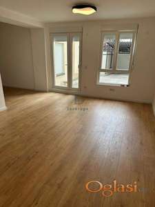 Karaburma, 114 m2, sa garažom