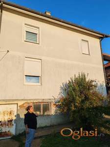 Ritopek,  kuća na sunčanom placu sa lepim pogledom na Avalu