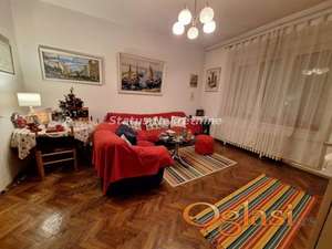 ODLIČAN SALONSKI TROSOBAN STAN 93M2 KOD IZVRŠNOG VEĆA