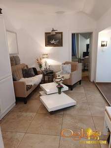 NOVI SAD - BULEVAR - 52.00 m2