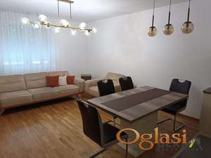 KOMPLETNO NAMEČTEN TROIPOSOBAN STAN, TELEPSKA DOLINA