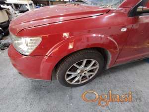 Fiat Freemont levo krilo crveno kod boje PRH-Deep cherry red crystal pearl - crvena