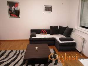 Bulevar Oslobođenja - 28m2 - garsonjera