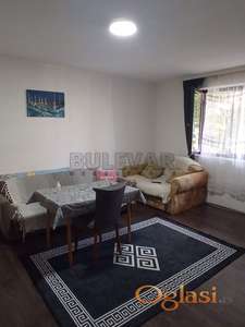 Kragujevac, naselje Bresnica - Dve kuća sa voćnjakom u dvorištu