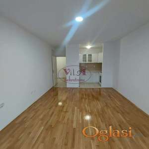 Novi Sad, Perovaradin, Odličan dvosoban stan na 5 minuta od centra Novog Sada