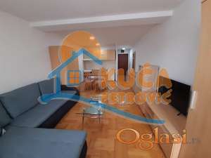 Izdaje se garsonjera kod Čaira, 33m2, centralno grejanje