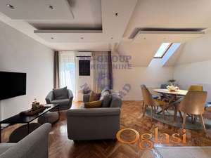 Fantastičan stan na Novoj Detelinari!