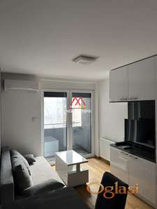 Grbavica 29m2 - garsonjera