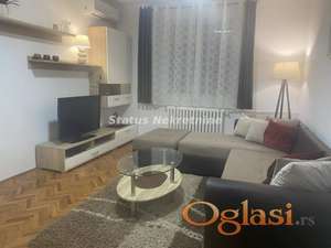 RENOVIRAN DVOSOBAN STAN 47M2 NA SATELITU, 430EU