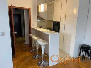 SOCIJALNO IZDAJE SE DVOSOBAN NAMEŠTEN STAN