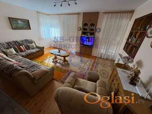 Porodična kuća u Rumenci.