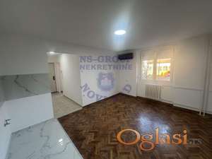 Dvoiposoban stan 47m2 Detelinara