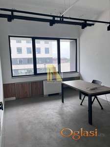 Poslovni prostor, industrijska zona,, 320m2 + dodatnih 60m2