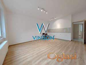 Novi Sad, Ul. Radnička - Renoviran dvoiposoban stan ID#9104098