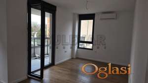 Izdaje se poslovni prostor kod Vojne bolnice, 63m2