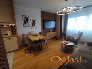 Stan na prodaju na Detelinari