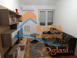 Izdaje se odličan stan kod Medicinskog fakulteta, 55m2