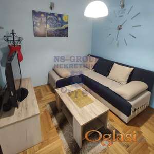 Odličan jednoiposoban stan na Podbari!