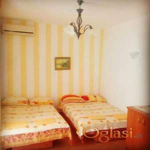 Apartmani centar Sutomore