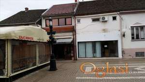 Lokal 81m2 u centru Grocke-pesacka zona