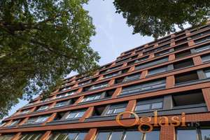 Luks satan u Radnickoj br.2 odma pored SPENS-a