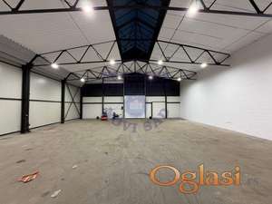 Izdaje se hala površine 210 m² namenjena za magacinski prostor u industrijskoj zoni u Novom Sadu.