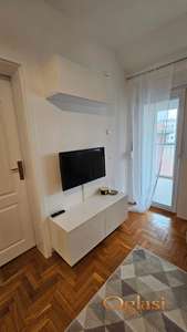 Prelep jednoiposoban stan 39m2-Socijalno