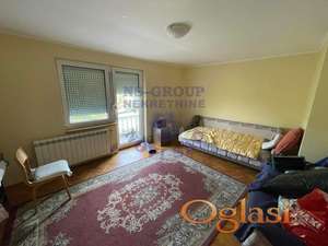 Odlicna kuca u Petrovaradinu 300m2