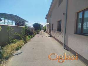Izdaje se poslovni prostor u Leskovcu, 650m2