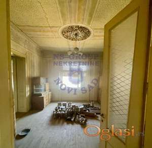 Prodaje se „kuća na lakat“ u Despotovu