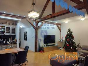 Odličan trosoban stan u centru