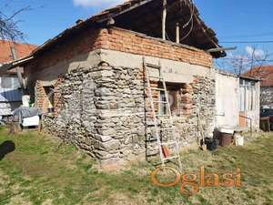 Kuća u Knežici,  57m2 sa zemljištem od 80 ari
