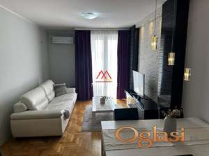 Jednoiposoban stan - 42m2 - Adamovićevo Naselje