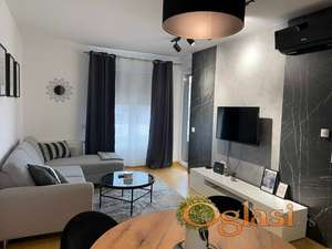 ODLIČAN DVOSOBAN STAN U NOVOJ ZGRADI !  BLIZU CENTRA GRADA ! USELJIV ODMAH !