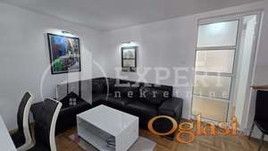 Izdaje se stan u centru grada!