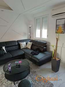 Izdaje se stan na Paliluli