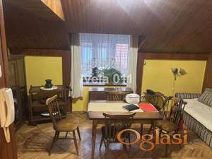 Uknjižen stan, hitno - Cvetni trg ID#4095