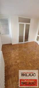 KOD LIMANSKOG PARKA, 52m2, Dvosoban, Delimično renoviran