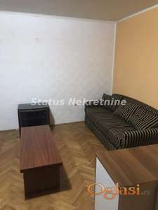 Centar-Uknjižena Garsonjera 24 m2 u Laze Kostića--065/385 8880