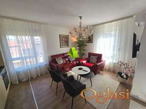 Nov neuseljavan dvoiposoban stan sa novim stvarima na Paliluli ID#7844